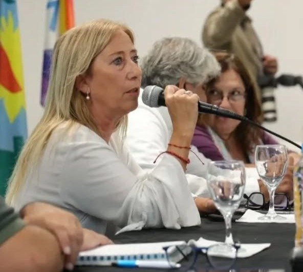 Docentes privados aceptaron la oferta salarial de la Provincia: los sueldos subirán un 10 por ciento