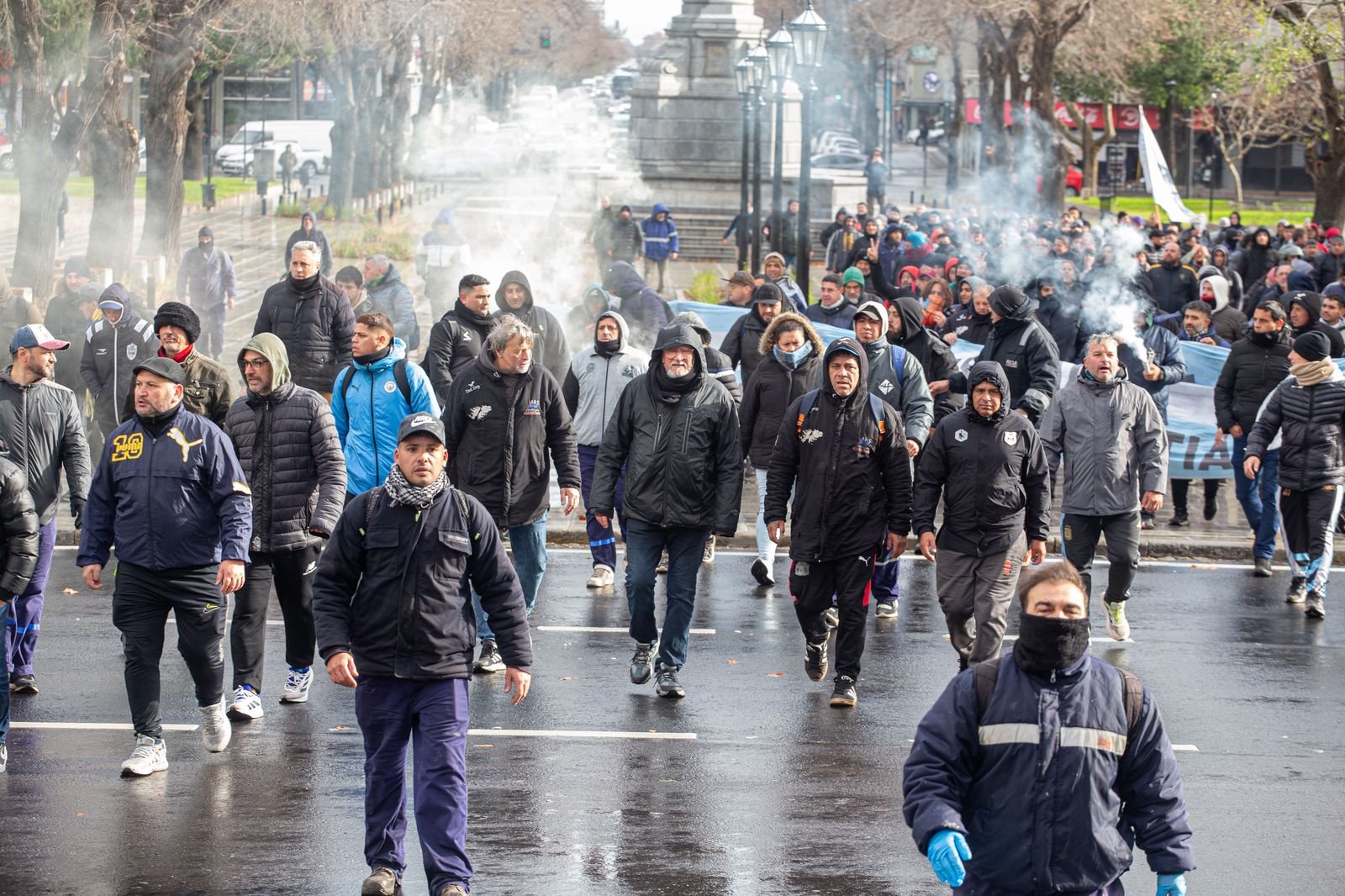Provincia se comprometió a analizar un aumento de emergencia para los trabajadores de Astilleros
