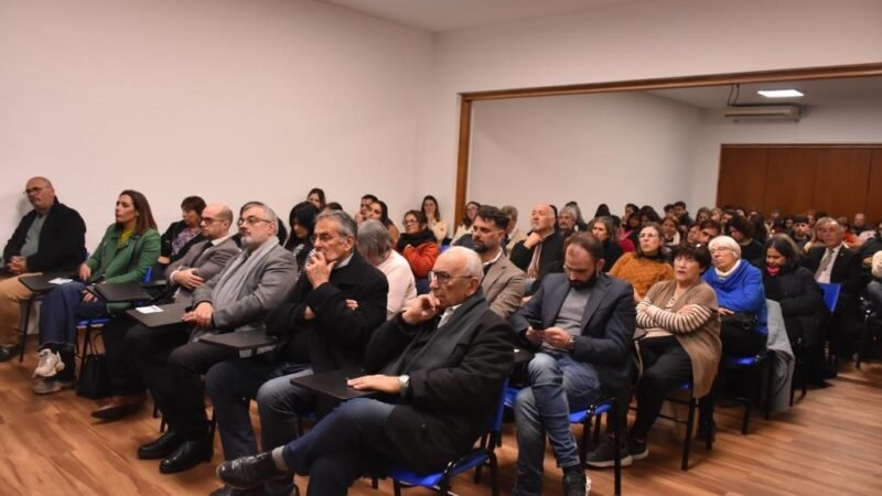 Más de 260 mil personas viven en asentamientos y sin servicios básicos en el Gran La Plata