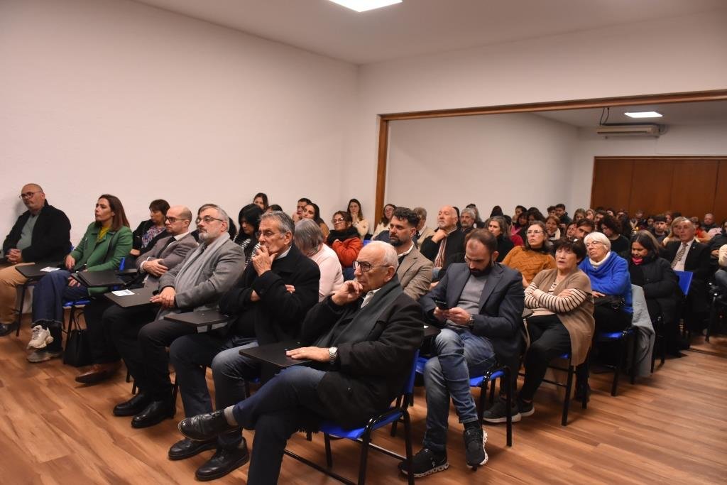 Más de 260 mil personas viven en asentamientos y sin servicios básicos en el Gran La Plata