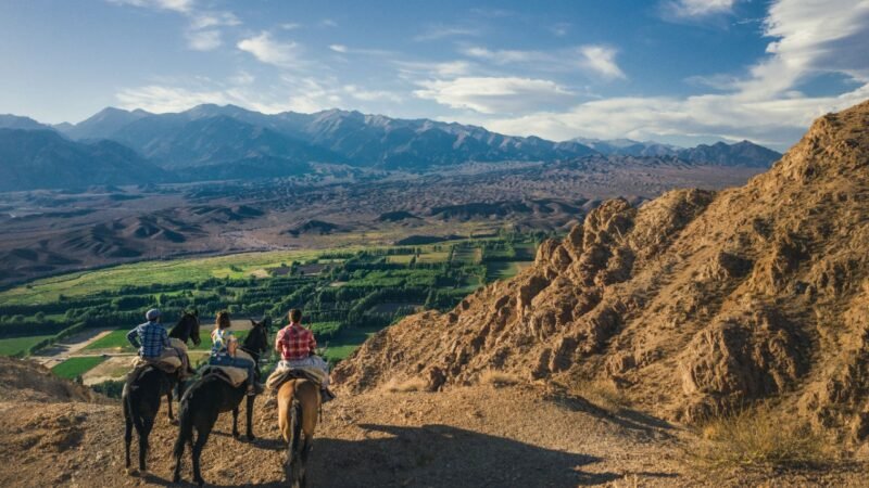 Turismo nacional en junio: menos viajeros y fuerte caída del gasto