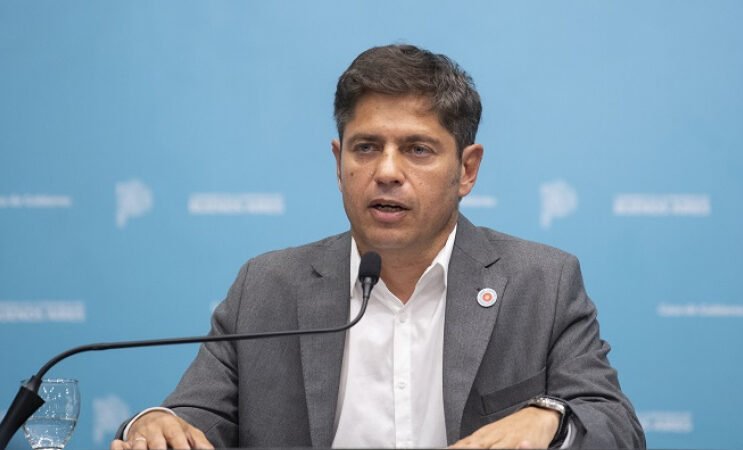 Kicillof cruzó a Milei: “Penalizar a diputados que no voten lo que él quiere es un delirio cósmico”