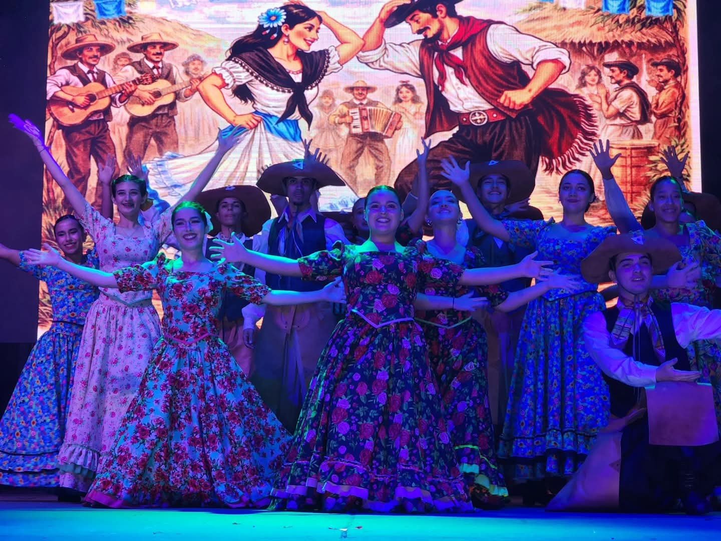 General Belgrano vivió un fin de semana a pleno con el Festival Mayor de Tango y Folklore