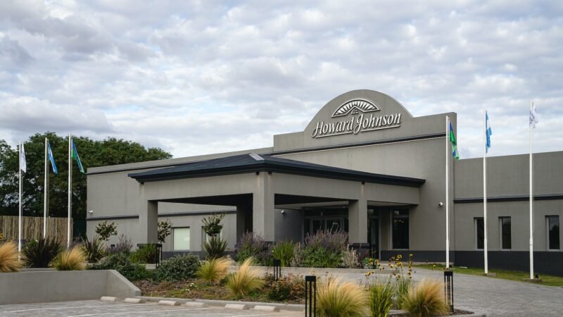 Bahía Blanca suma su primer hotel internacional: Howard Johnson inicia su preapertura