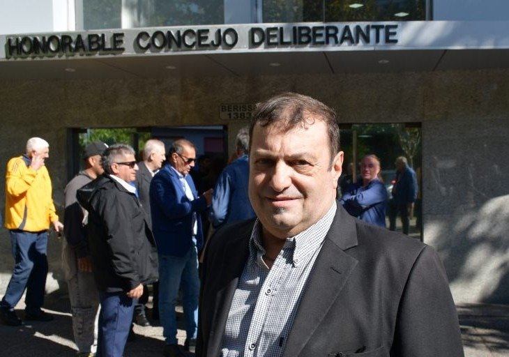 La UCR Avellaneda cerró con lista de unidad y ratificó a Daniel Carro como presidente