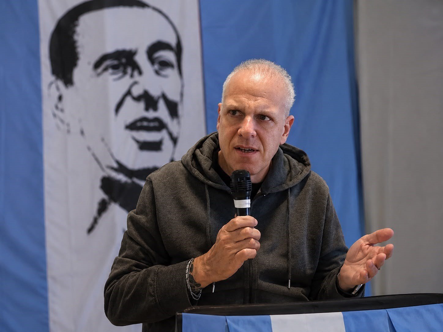 Puella llamó a la unidad del peronismo y advirtió: “Hoy la prioridad es salvar la Patria”