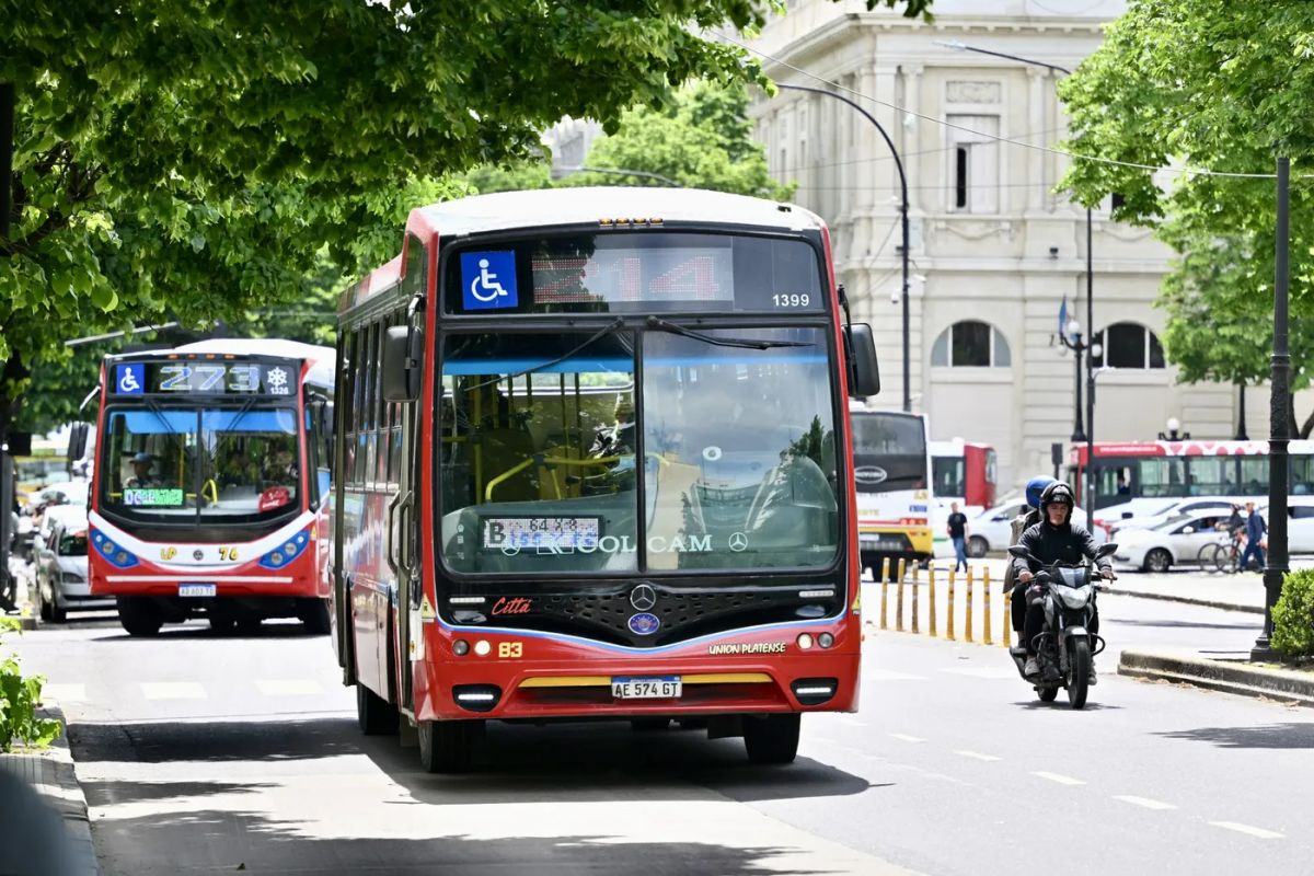 Kicillof terminó el acuerdo con Nación por los subsidios del transporte: qué cambia en el AMBA