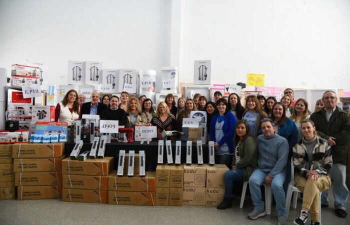 La Provincia equipó 268 escuelas bonaerenses con comedores